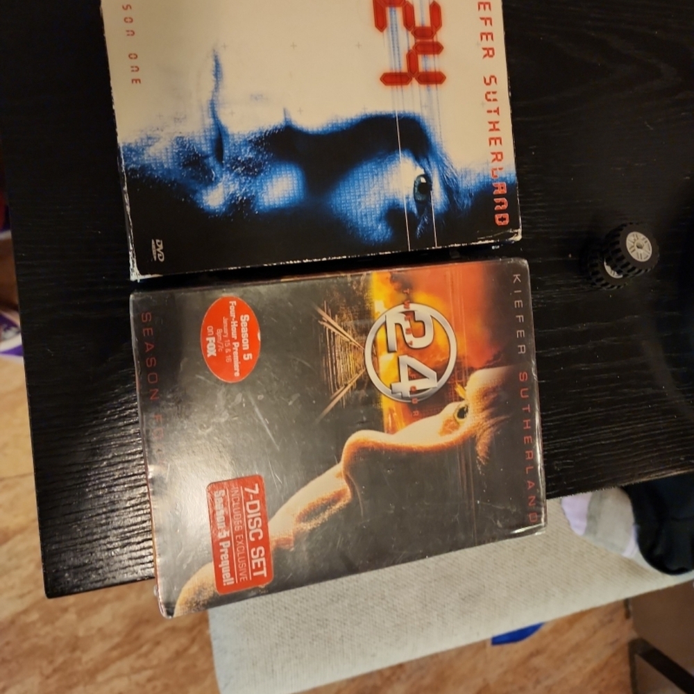24 Season One DVD Box Set